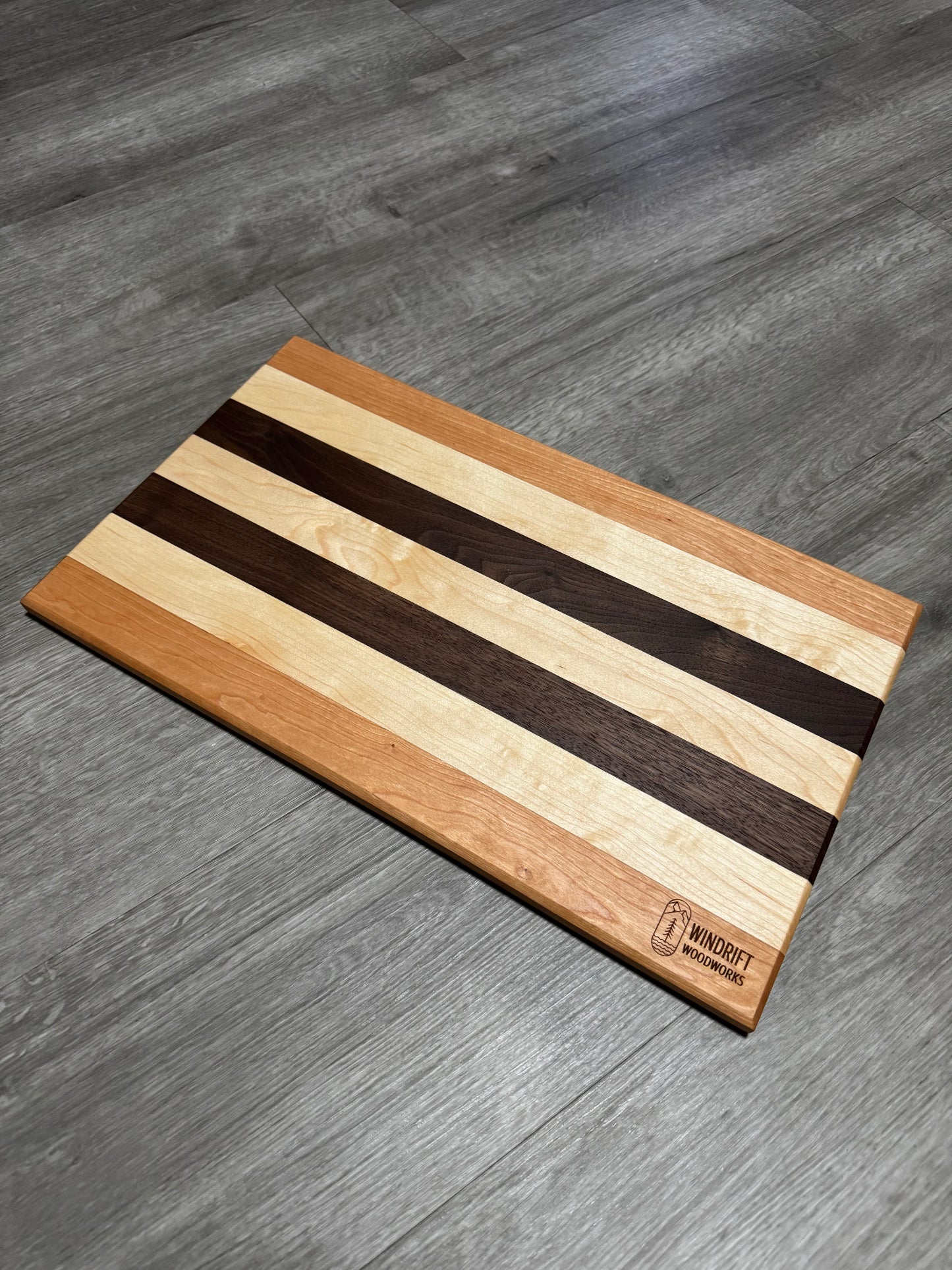 Face Grain Cutting Board