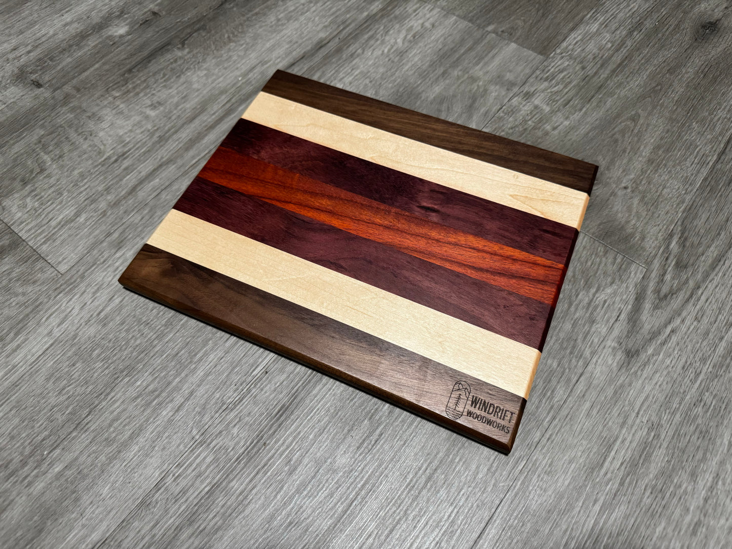 Face Grain Cutting Board