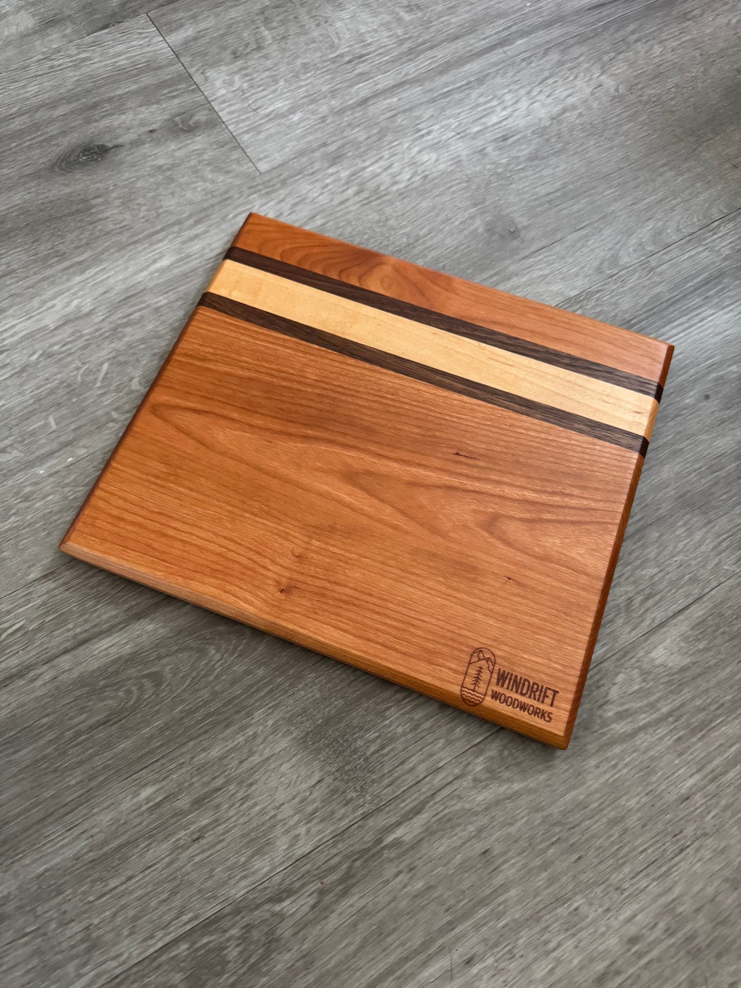 Face Grain Cutting Board
