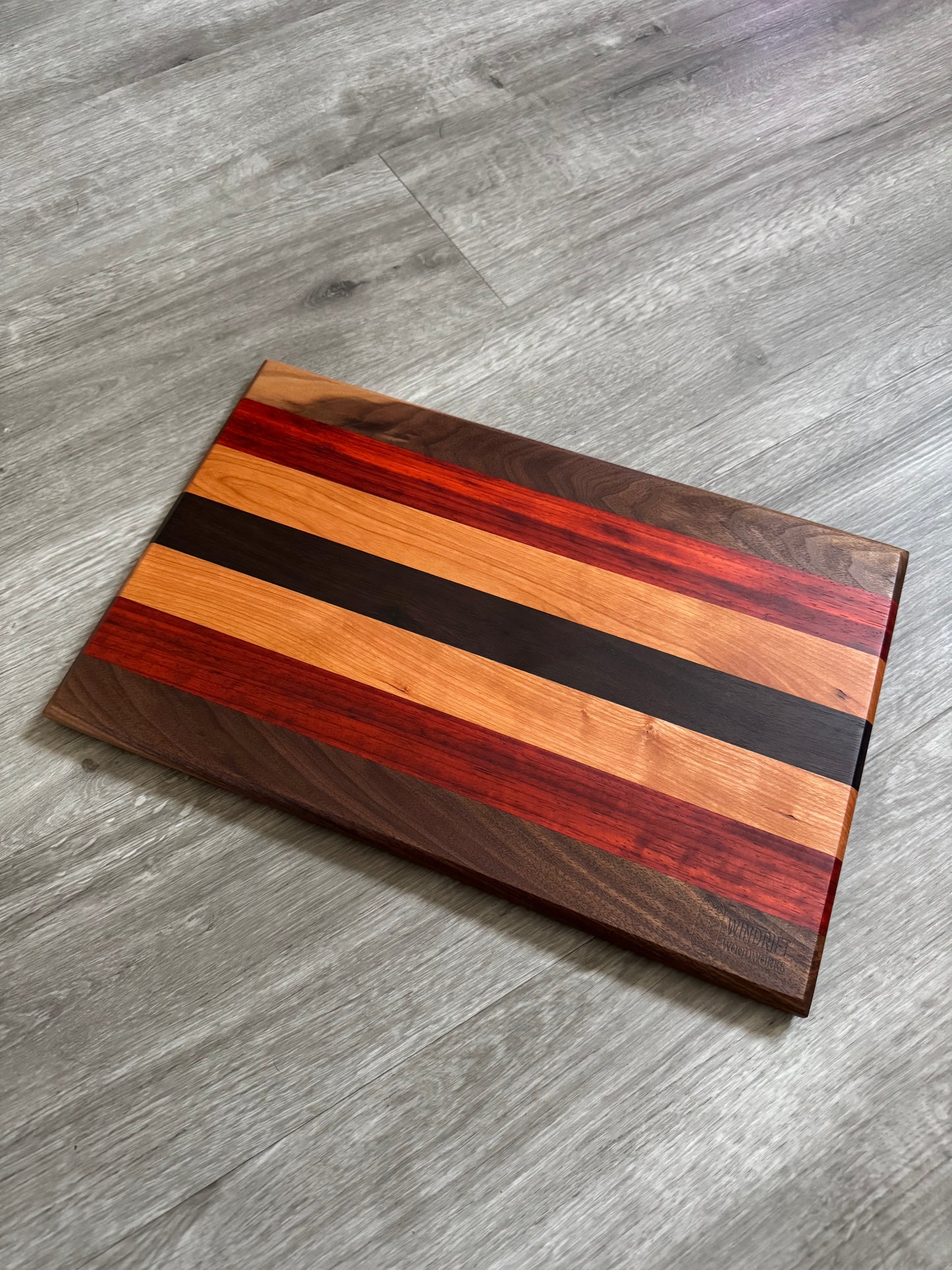 Face Grain Cutting Board